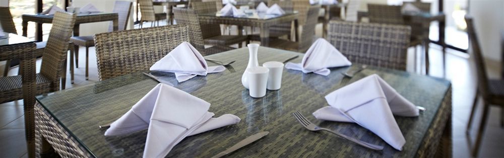 Luwansa Beach Hotel Labuan Bajo Ngoại thất bức ảnh